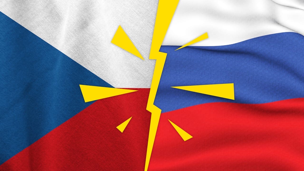 Czech Language Vs. Russian Сравнение чешского и русского языка: какой из них сложнее? - LearnCzech